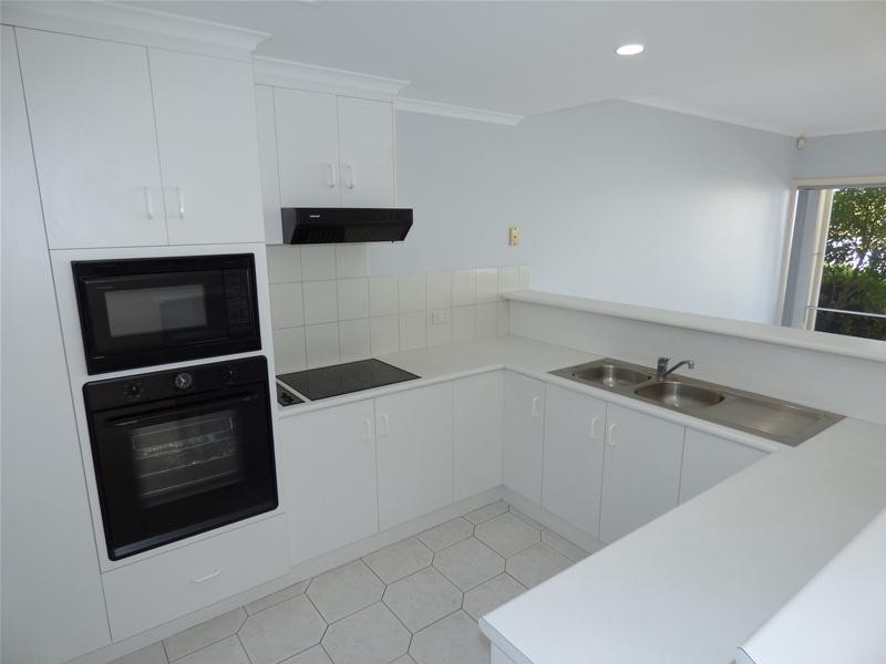 2/15 South Point Drive, Port Lincoln SA 5606