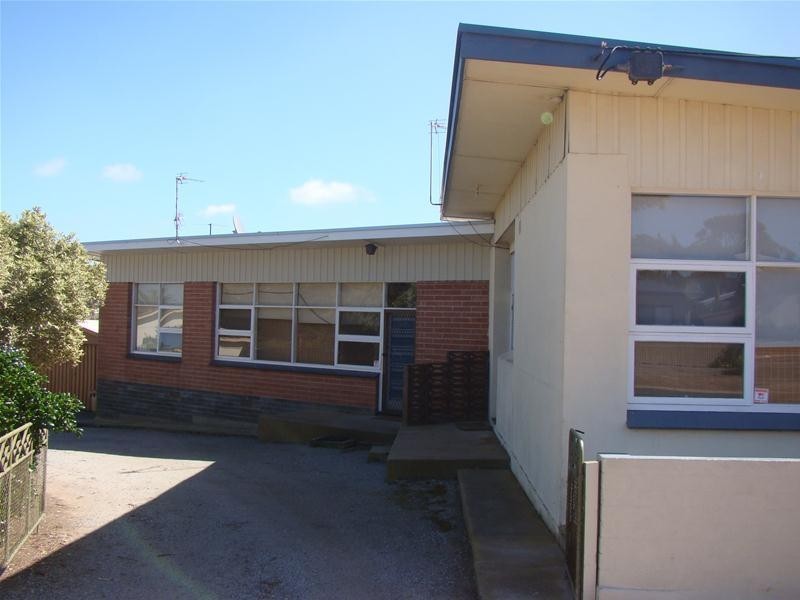 1&2 44 Knott Street, Port Lincoln SA 5606