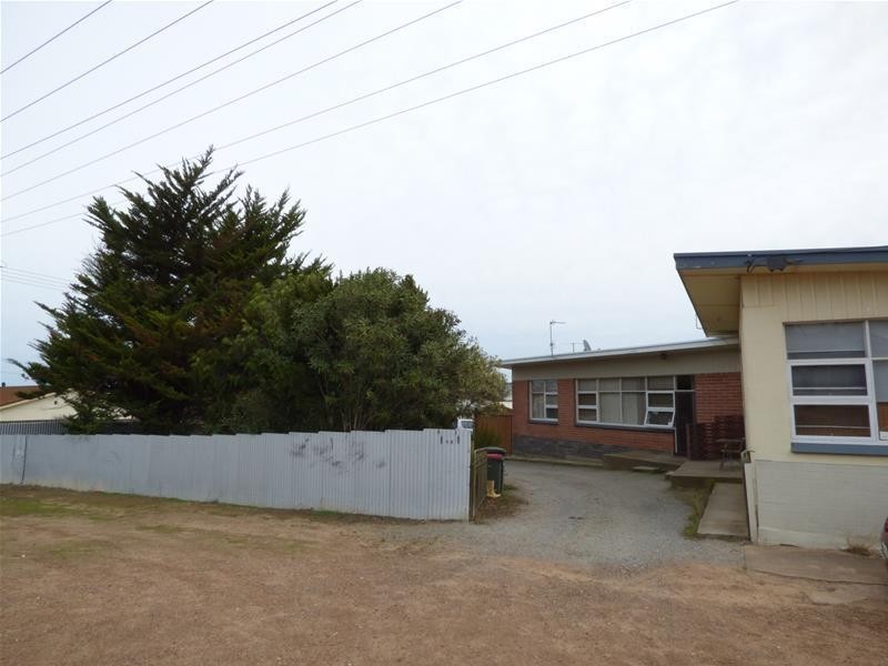 1&2 44 Knott Street, Port Lincoln SA 5606