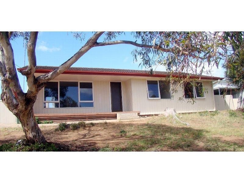 28 Follett Street, Port Lincoln SA 5606
