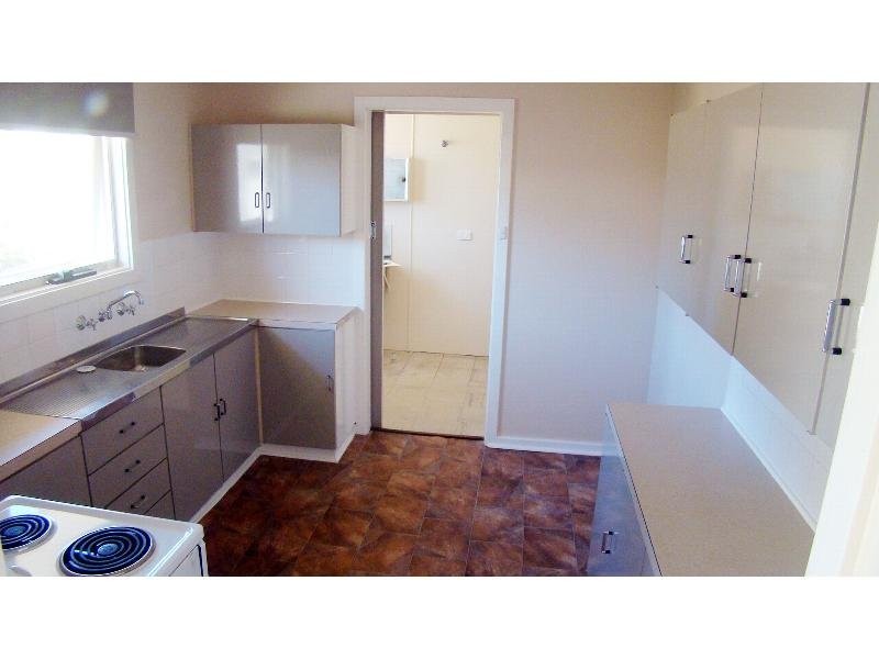 28 Follett Street, Port Lincoln SA 5606