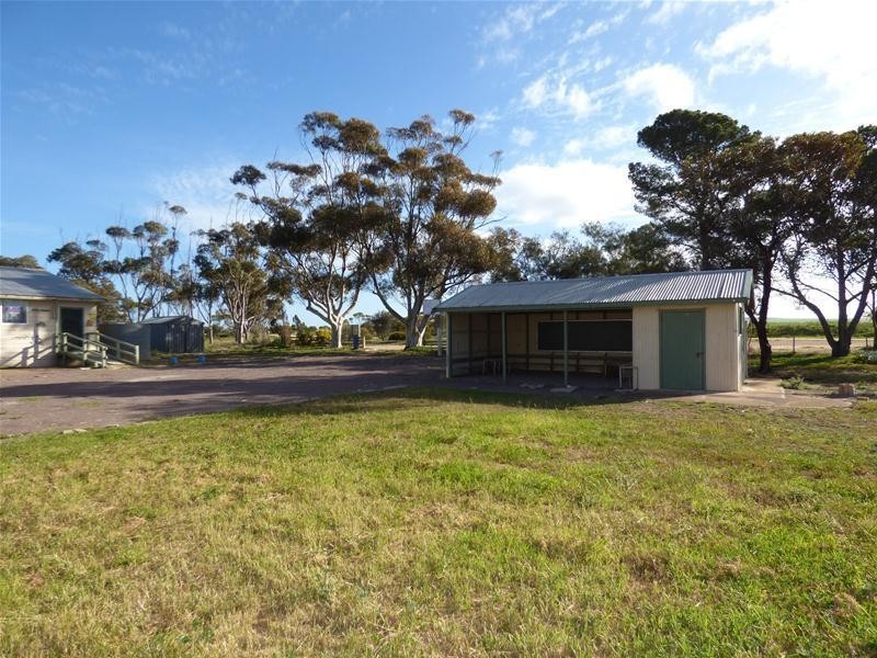 / Wharminda Primary School, Wharminda SA 5603