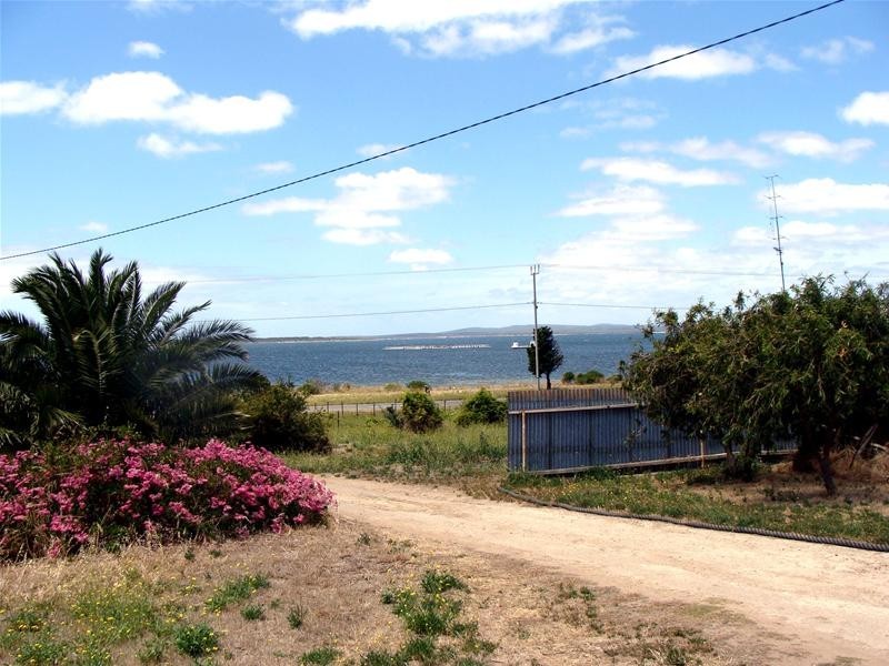 100 Proper Bay Road, Port Lincoln SA 5606