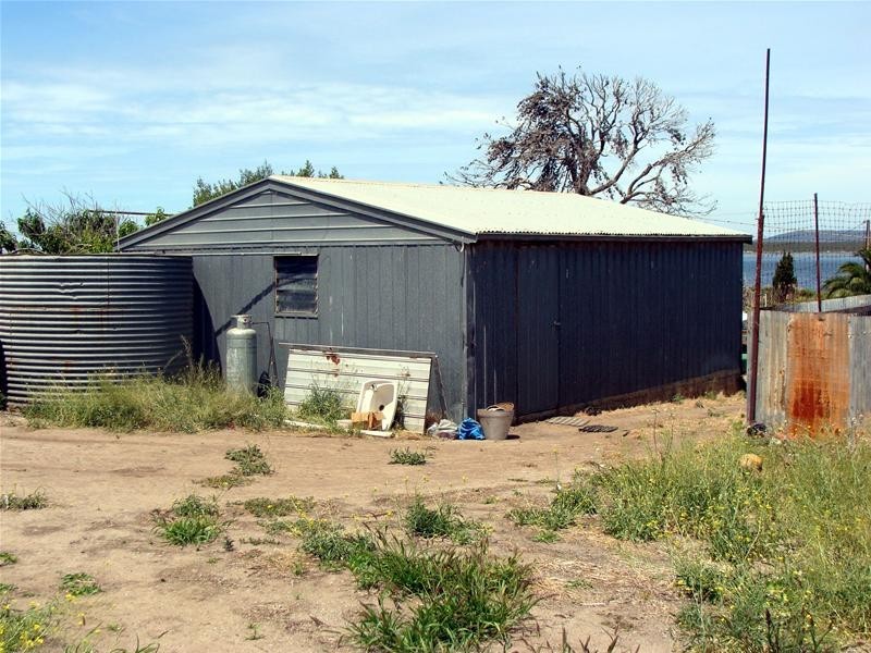 100 Proper Bay Road, Port Lincoln SA 5606