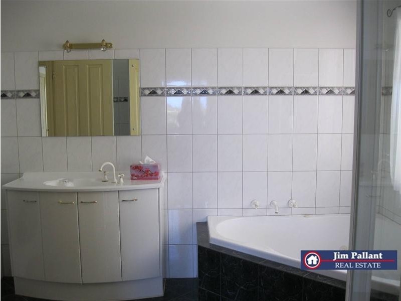 30 Valley View Road, Port Lincoln SA 5606