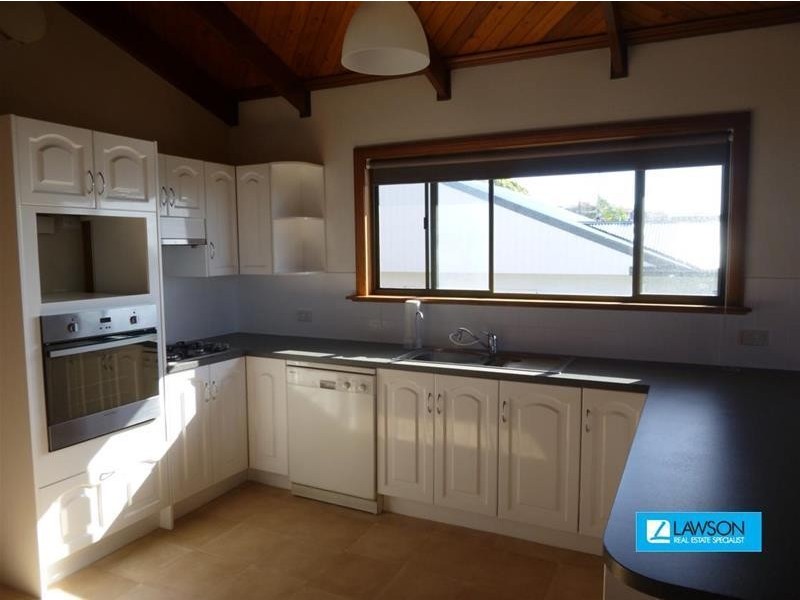 8 Highview Drive, Port Lincoln SA 5606