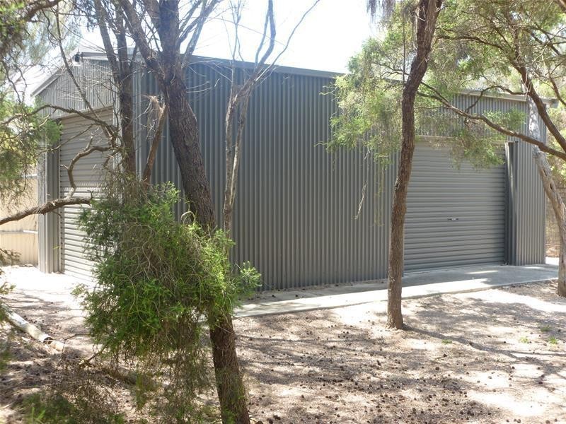 17 Greenly Avenue, Coffin Bay SA 5607