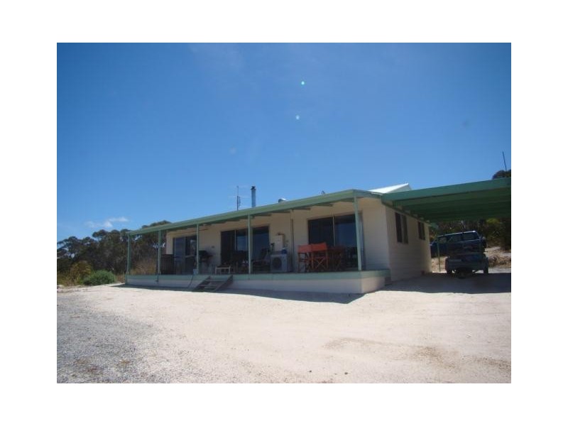 184 Proper Bay Road, Port Lincoln SA 5606