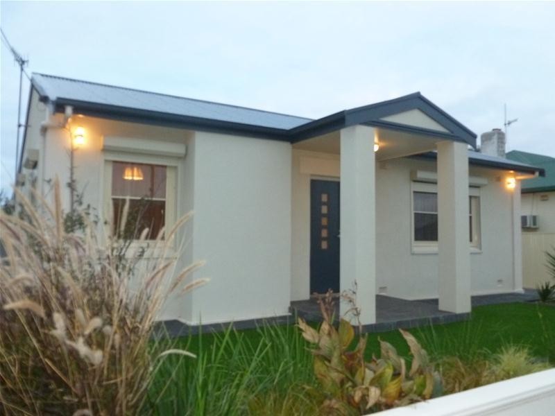 19 Lawrie Street, Tumby Bay SA 5605