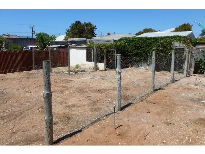 19 Lawrie Street, Tumby Bay SA 5605