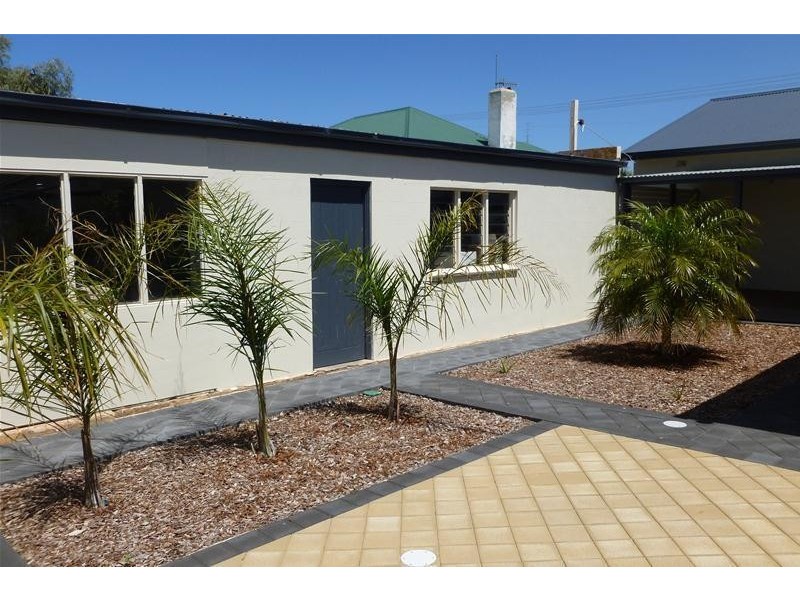 19 Lawrie Street, Tumby Bay SA 5605