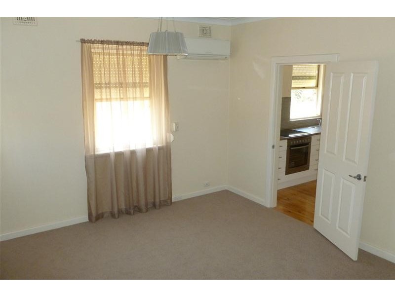 19 Lawrie Street, Tumby Bay SA 5605