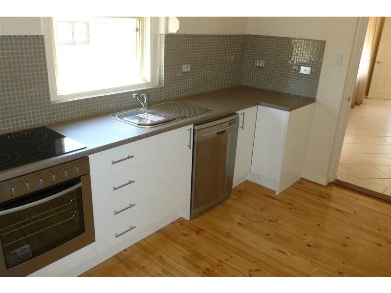 19 Lawrie Street, Tumby Bay SA 5605