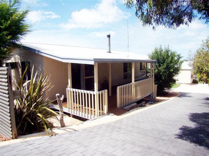 17 Morialta Crescent, Port Lincoln SA 5606