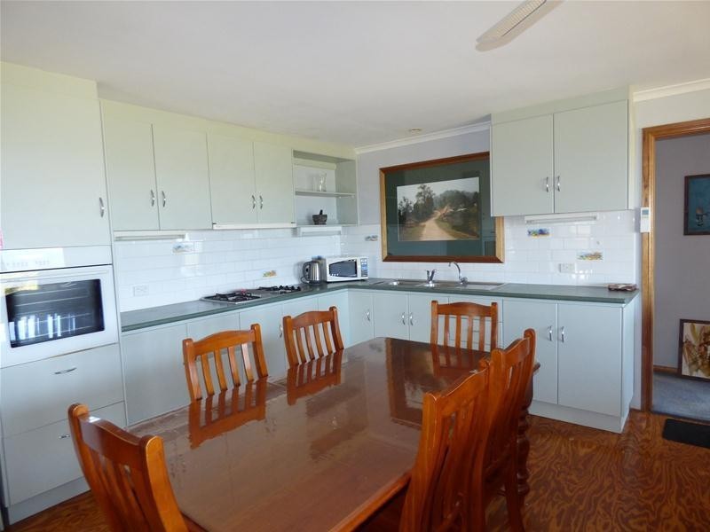 358 Proper Bay Road, Port Lincoln SA 5606