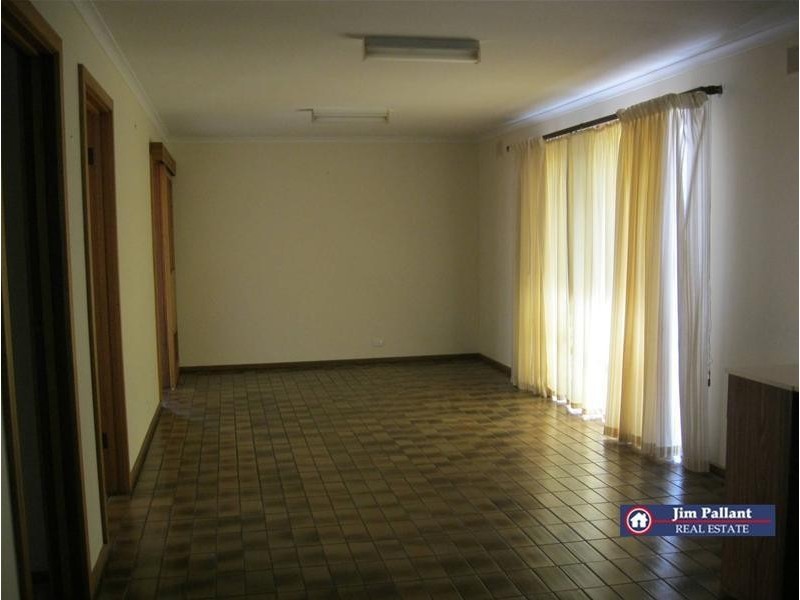 2 Kinmont Avenue, Port Lincoln SA 5606