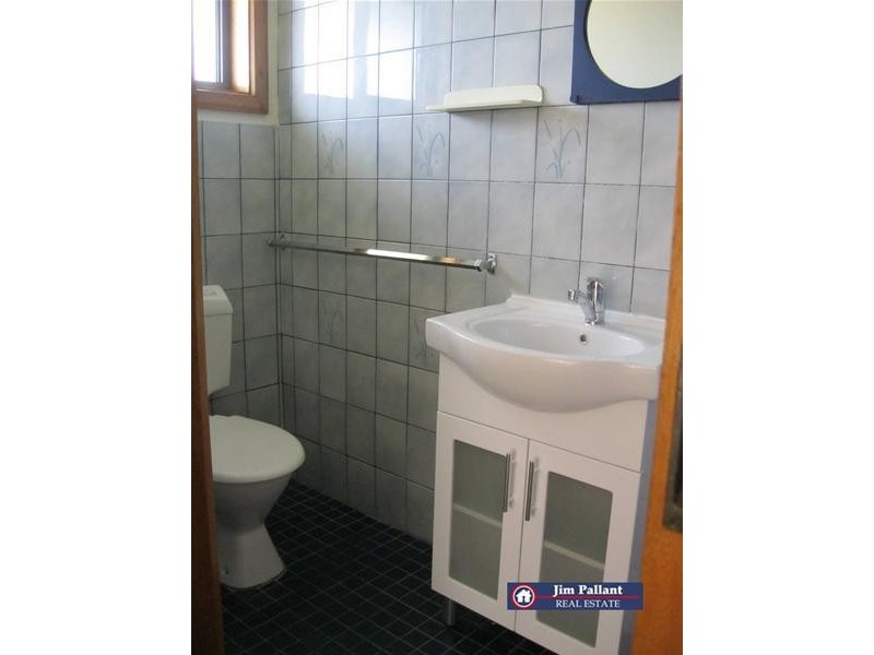 2 Kinmont Avenue, Port Lincoln SA 5606