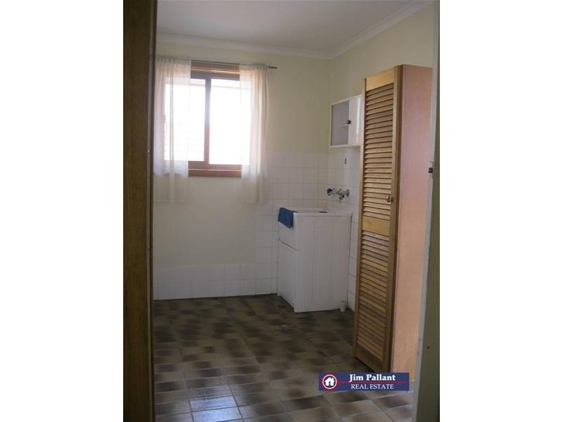 2 Kinmont Avenue, Port Lincoln SA 5606