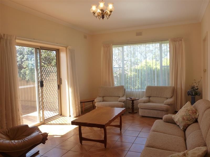 2 Bowling Avenue, Port Lincoln SA 5606