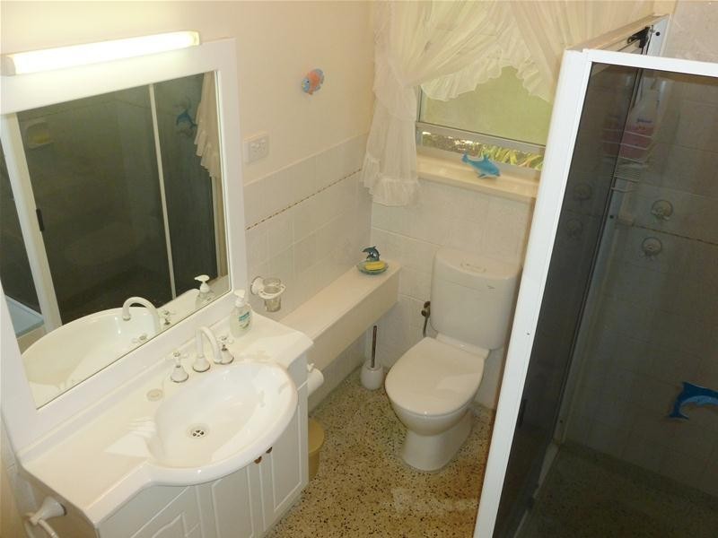 2 Bowling Avenue, Port Lincoln SA 5606