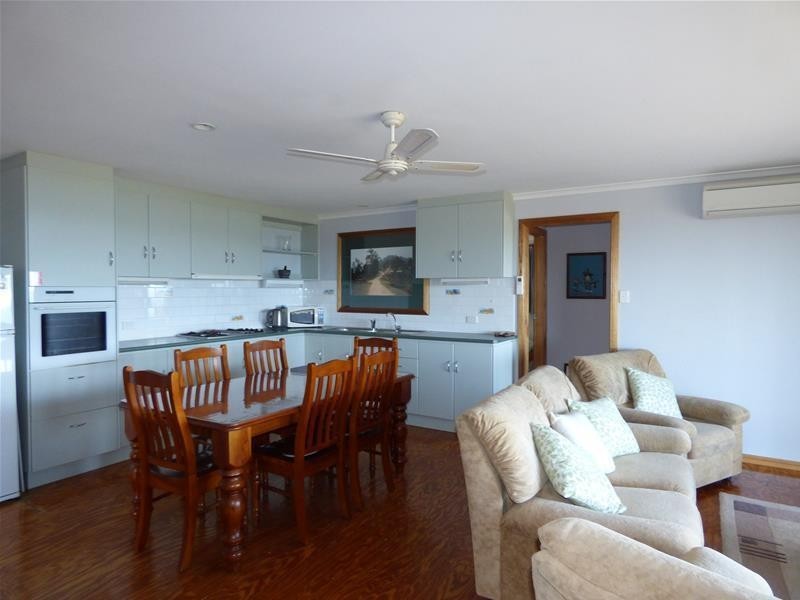 184 Proper Bay Road, Port Lincoln SA 5606