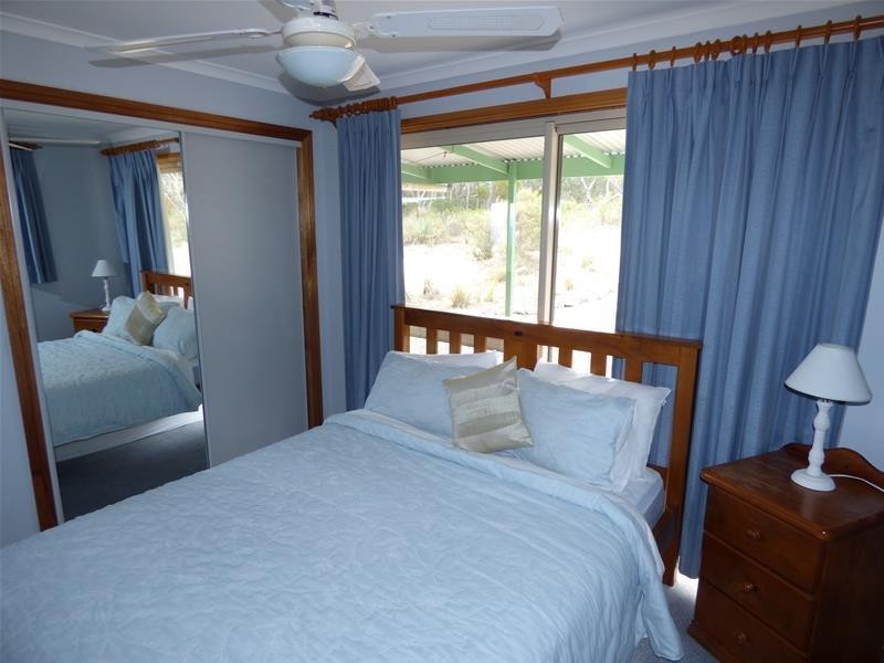 184 Proper Bay Road, Port Lincoln SA 5606