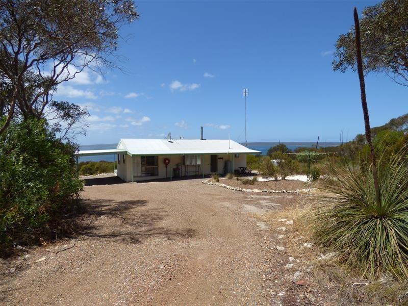 184 Proper Bay Road, Port Lincoln SA 5606