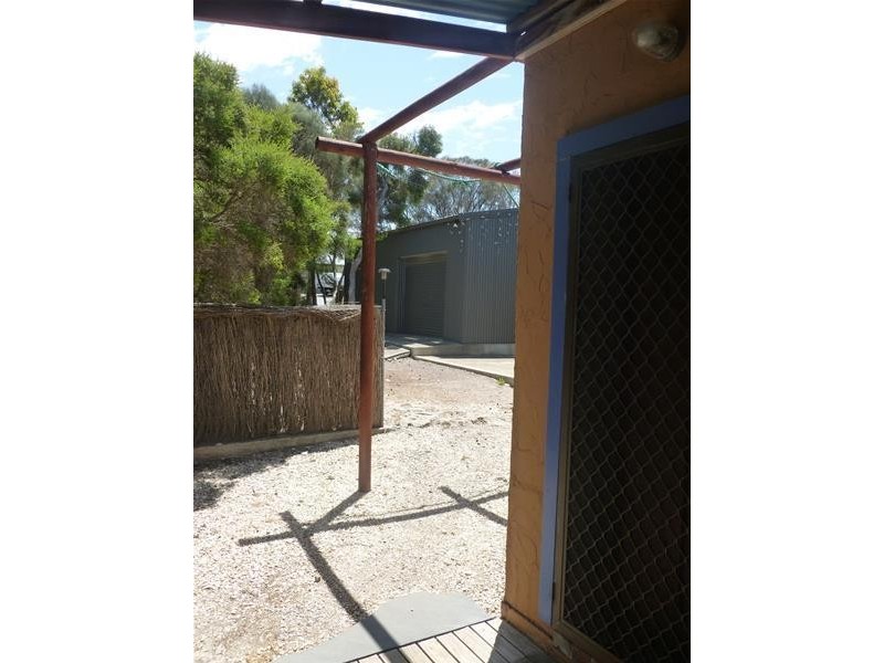 17 Greenly Avenue, Coffin Bay SA 5607