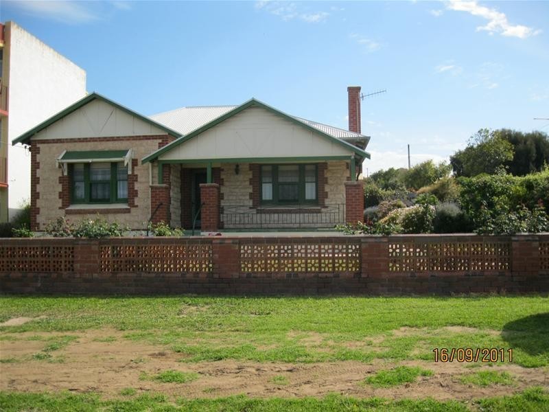 9 Gloucester Terrace, Port Lincoln SA 5606