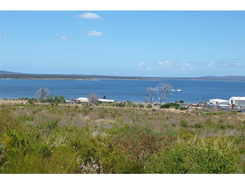 98 Proper Bay Road, Port Lincoln SA 5606