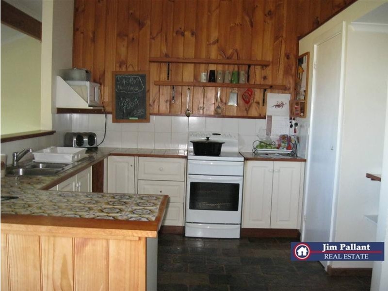 15 Yardea Street, Port Lincoln SA 5606