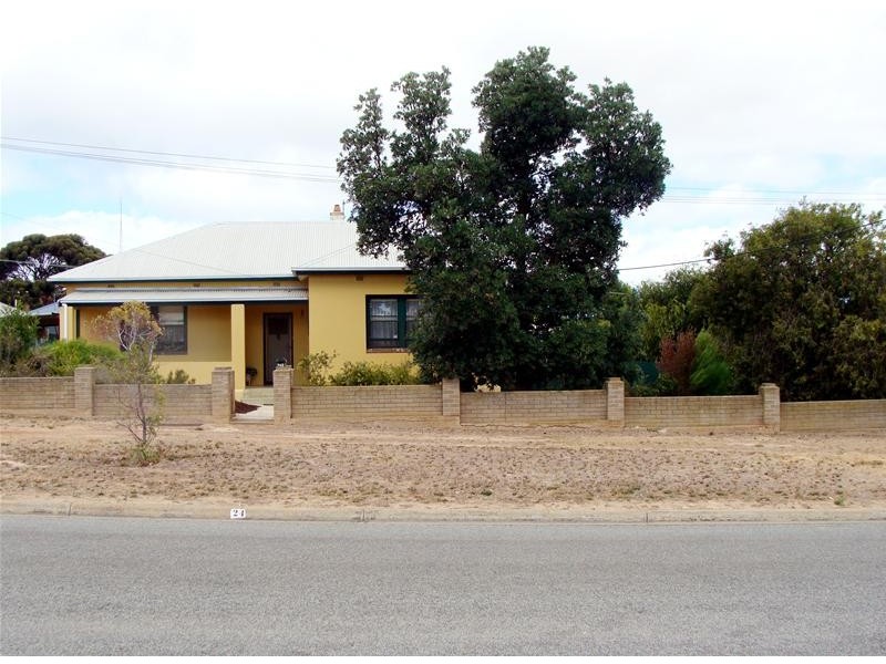 24 Cardiff Road, Port Lincoln SA 5606