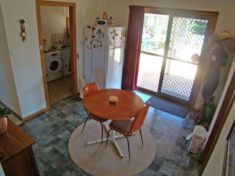 233 Lincoln Highway, Louth Bay SA 5607