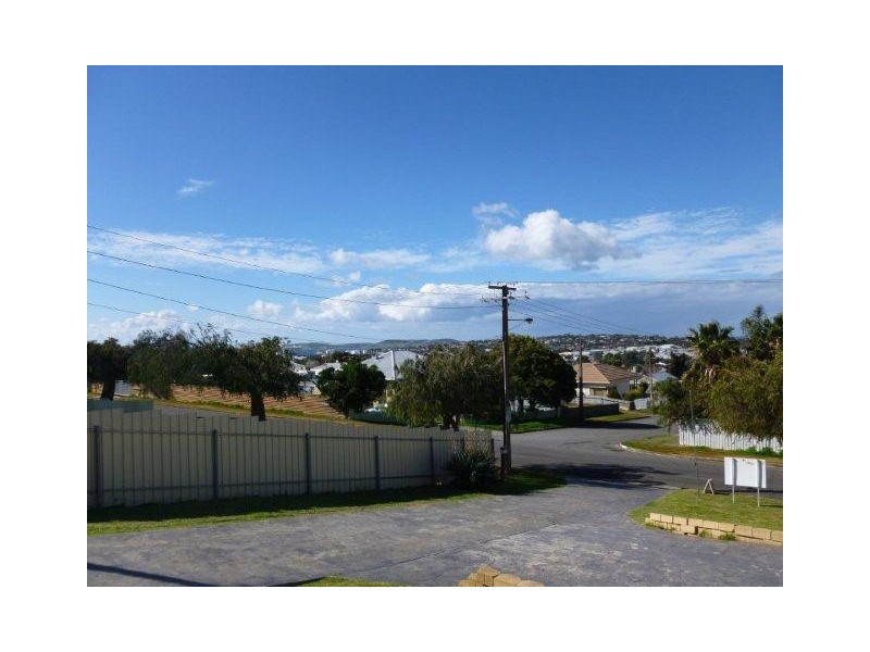 18 Kiama Avenue, Port Lincoln SA 5606