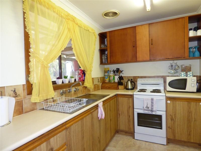 27 Miltalie Avenue, Port Lincoln SA 5606