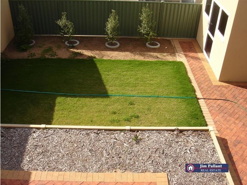 2/11 Ives Place, Port Lincoln SA 5606