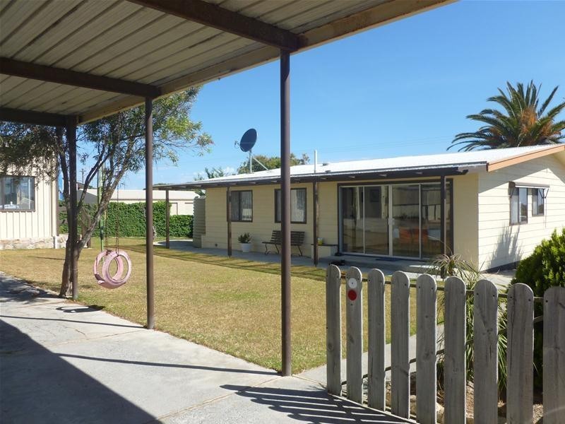 50 Beach Terrace, Elliston SA 5670