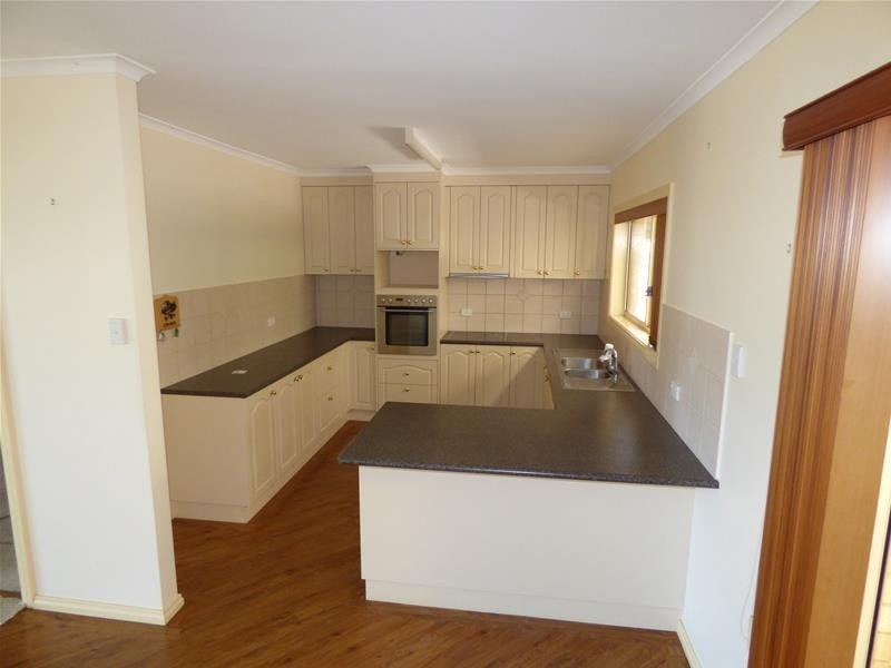 30 Valley View Road, Port Lincoln SA 5606