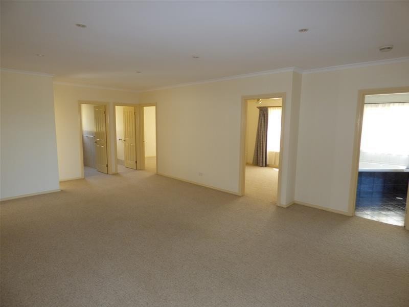 30 Valley View Road, Port Lincoln SA 5606
