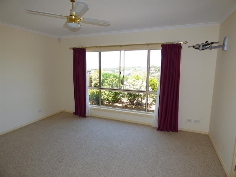 30 Valley View Road, Port Lincoln SA 5606