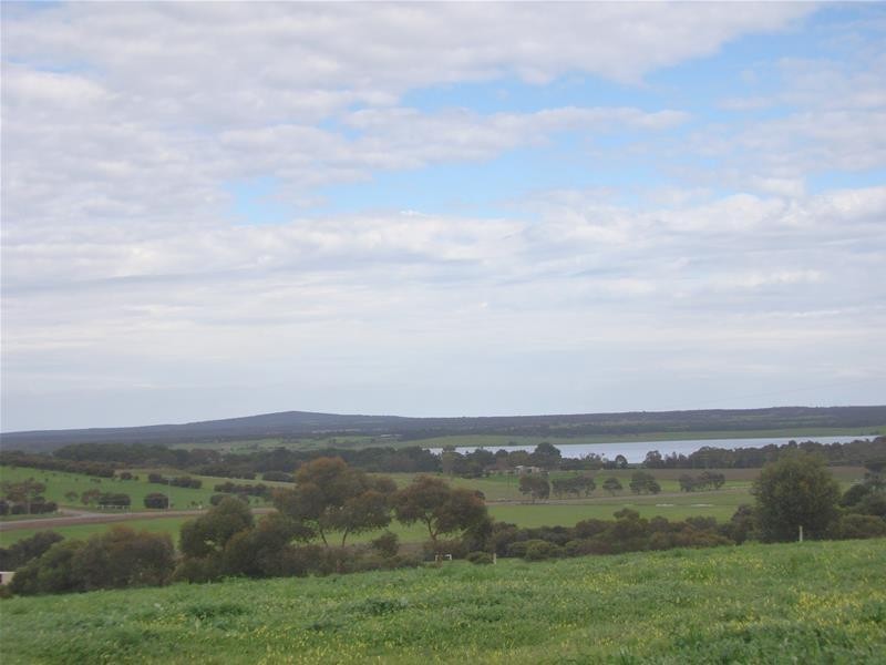 60 Cormorant Drive, Boston SA 5607