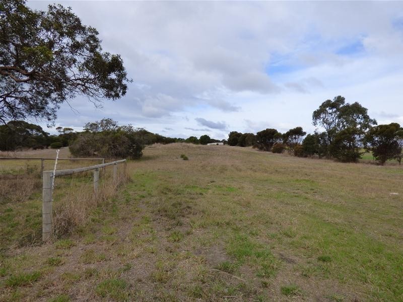 28 Averis Road, Port Lincoln SA 5606