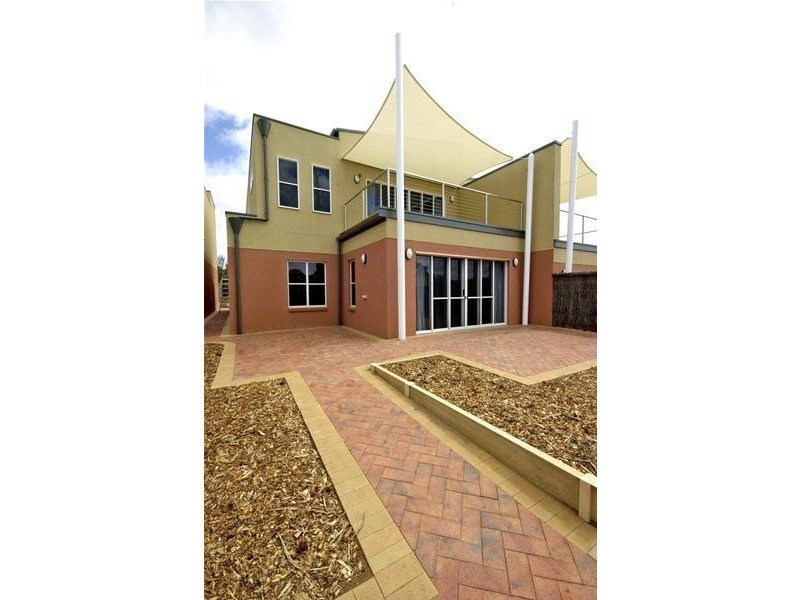 2/11 Ives Place, Port Lincoln SA 5606