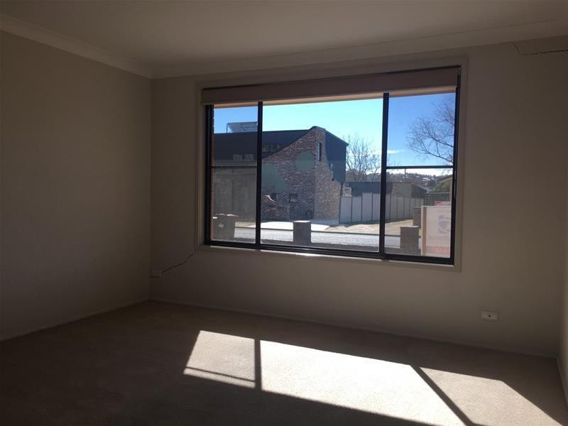 1/4 Oliver Avenue, Armidale NSW 2350