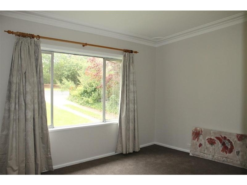 7 Lynches Road, Armidale NSW 2350