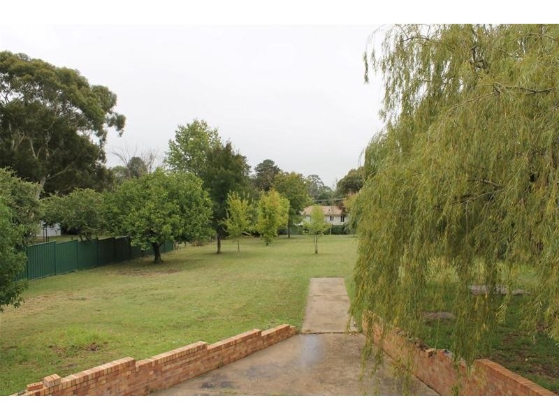 7 Lynches Road, Armidale NSW 2350