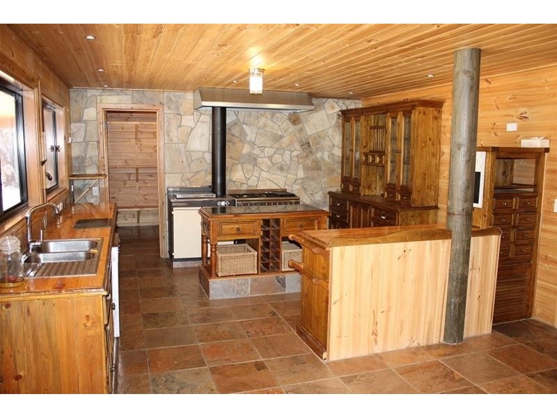 2987 Thunderbolts Way, Armidale NSW 2350