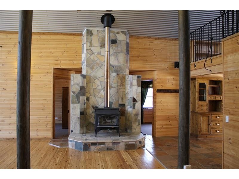 2987 Thunderbolts Way, Armidale NSW 2350