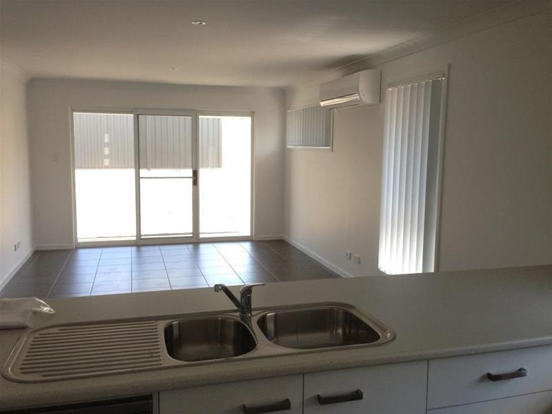 1/10 Schaefer Drive, Armidale NSW 2350