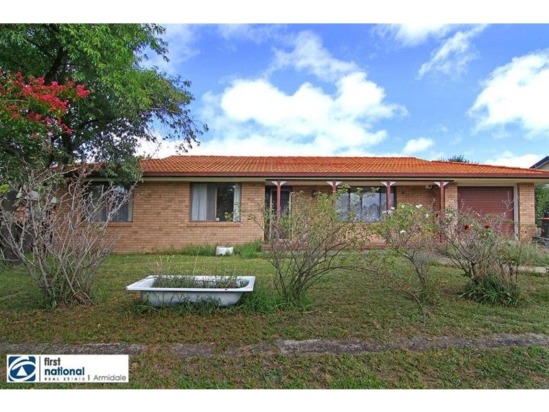 10 Kennedy Street, Armidale NSW 2350